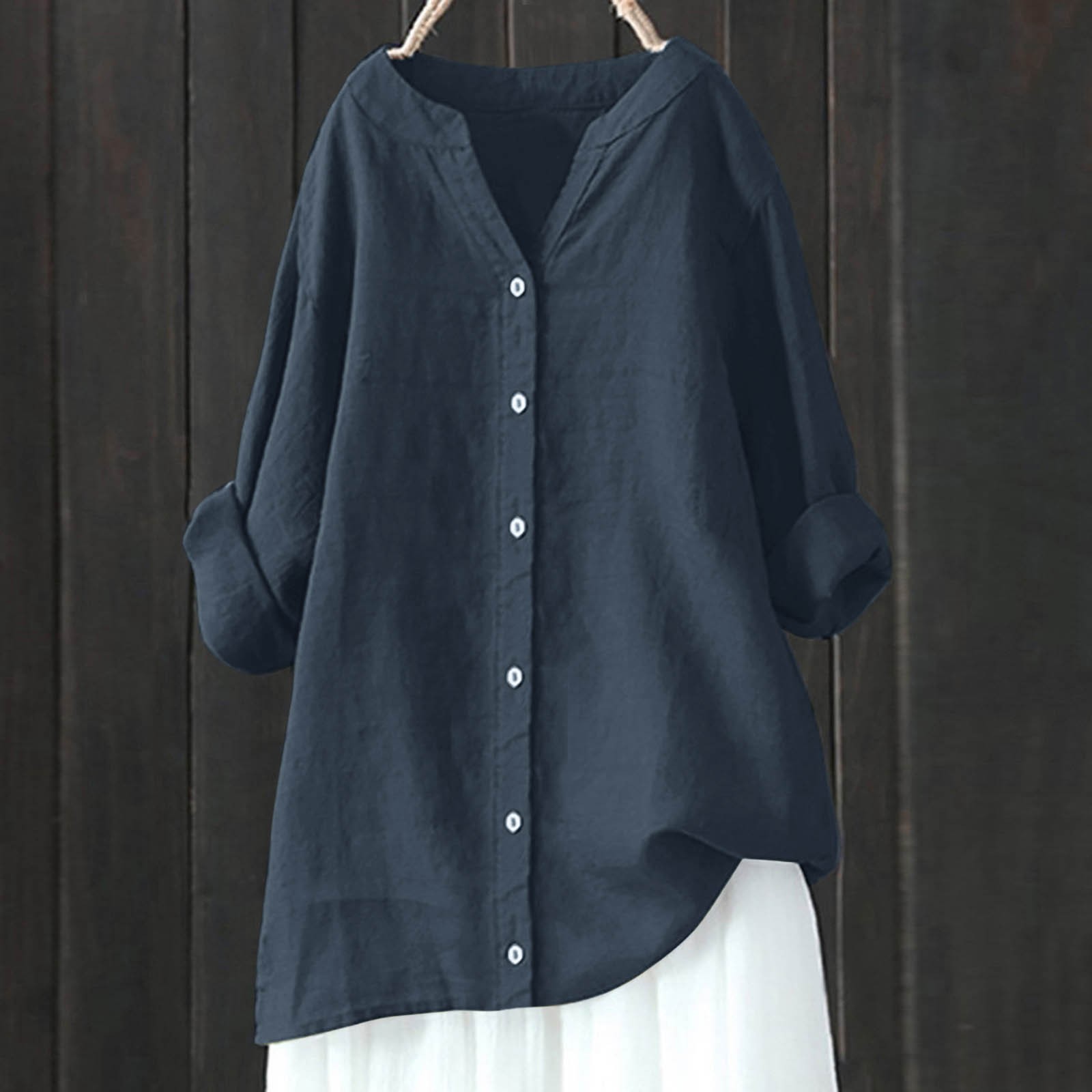 thumbnail image 2 of Blusa de manga larga con botones para mujer - Camisa informal lisa con cuello en V y corte holgado - Adecuada para el trabajo, citas o compras - Tallas S-XXXXXL, tejido de poliéster, 2 of 4